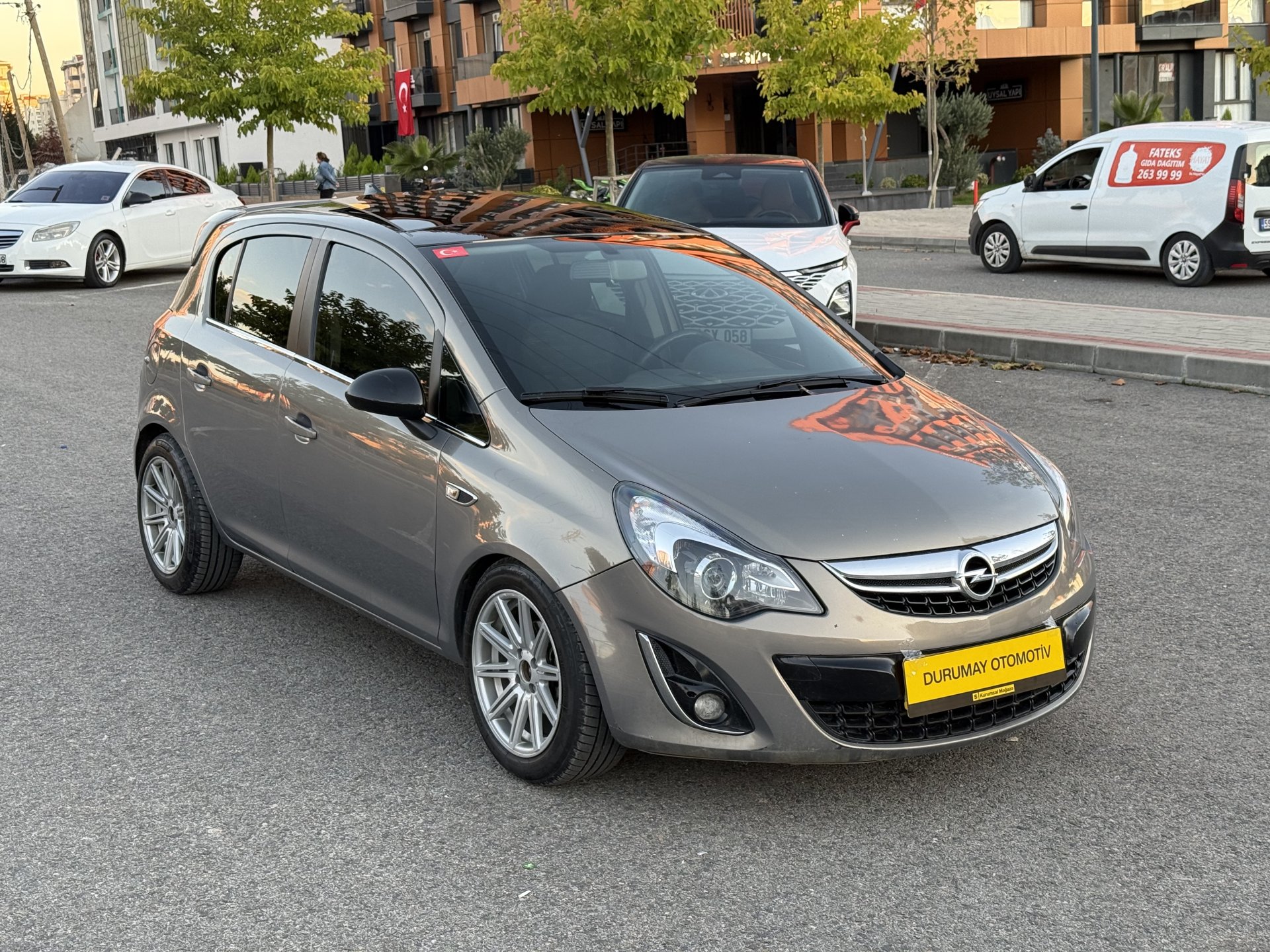 KREDİ KARTI 12 TAKSİT CAM TAVAN GIRTLAK DOLU DİZEL CORSA - Görsel 20