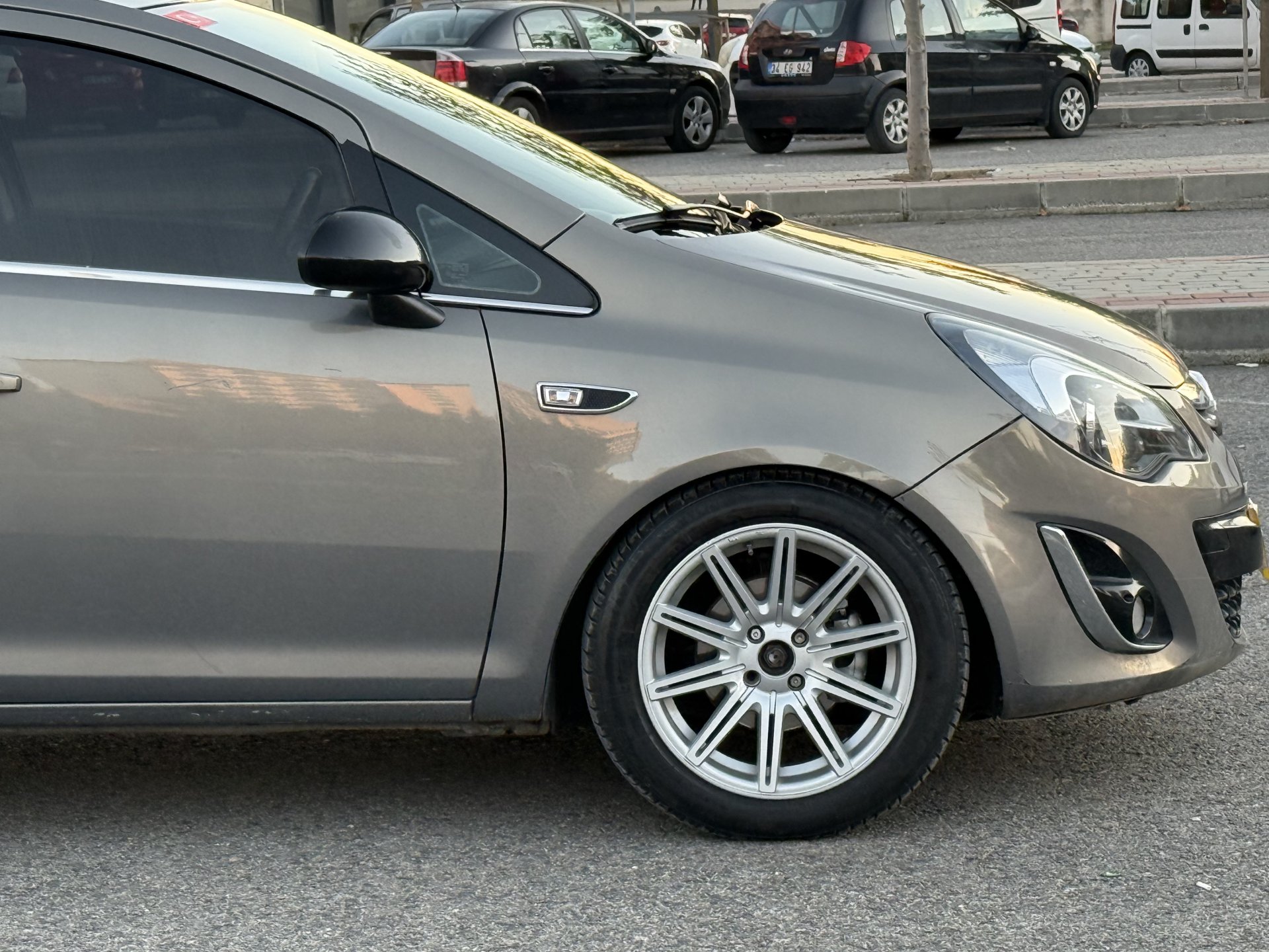 KREDİ KARTI 12 TAKSİT CAM TAVAN GIRTLAK DOLU DİZEL CORSA - Görsel 24