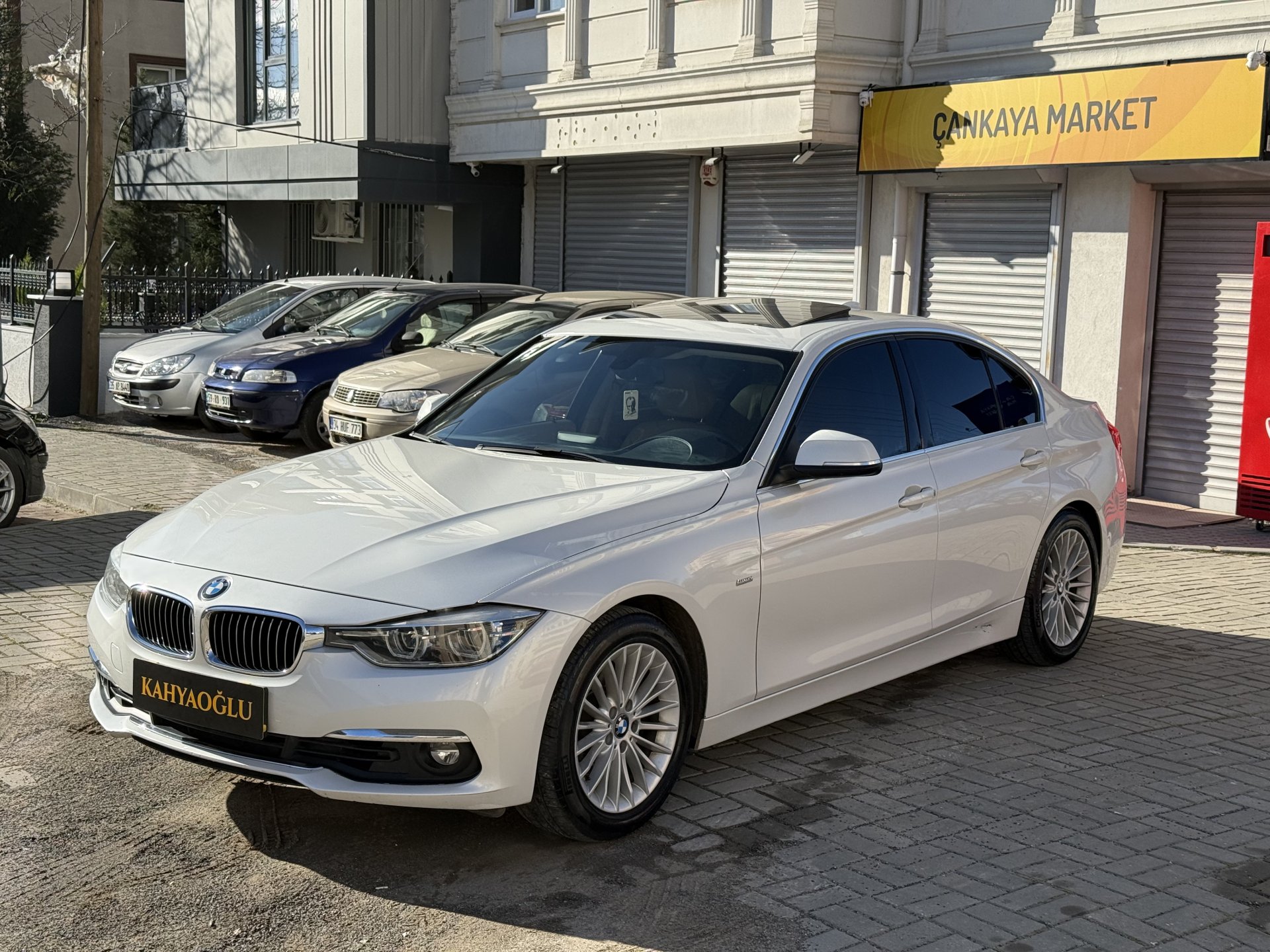 HATASIZ 3.20 F30 LUXURY LİNEA/0.99KREDİ/SENET/KART - Kahyaoğlu Otomotiv